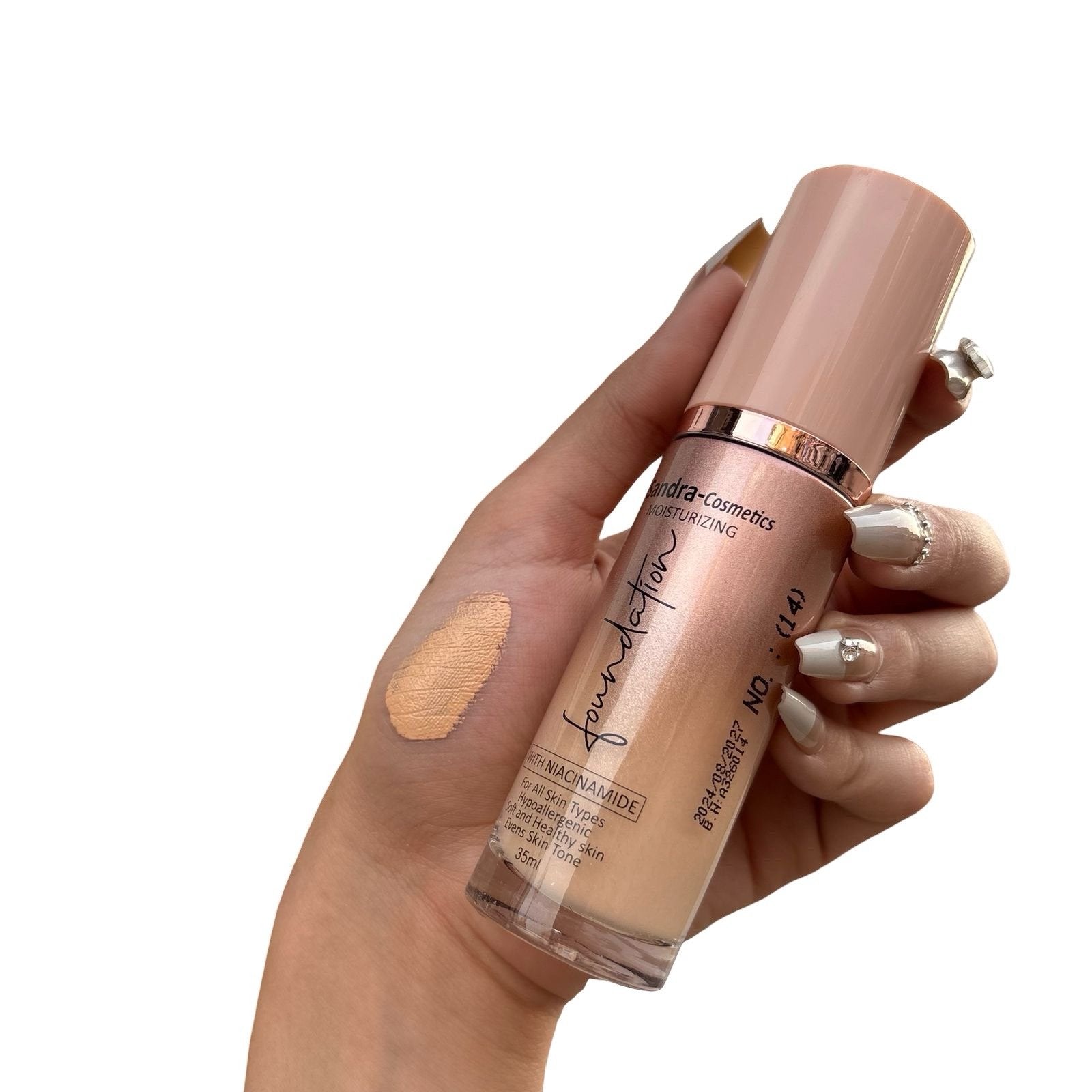 Sandra Moisturizing Foundation - كريم اساس ساندرا
