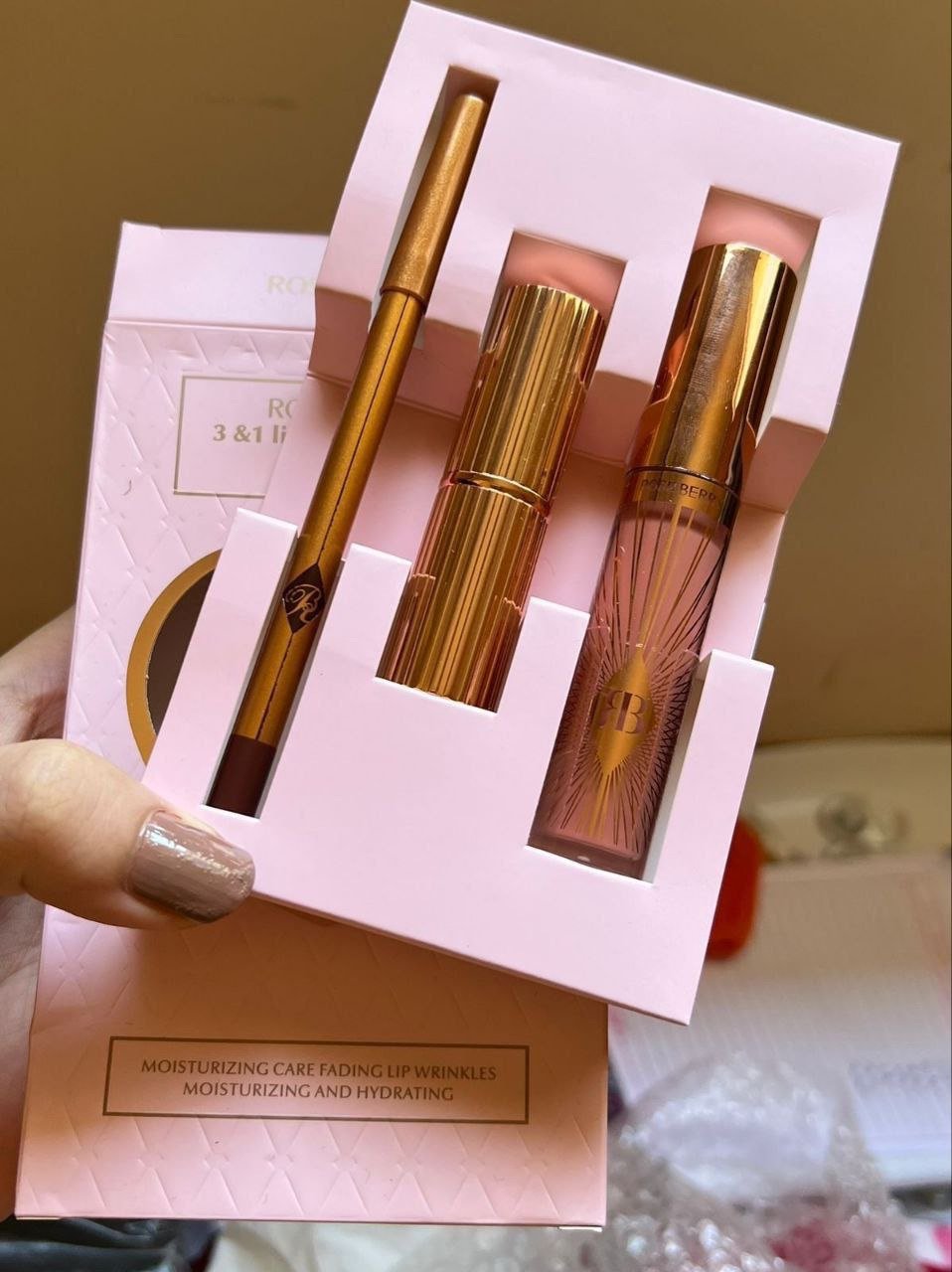 Rose Berry Lipset